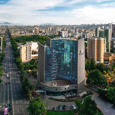 Doubletree By Hilton Yerevan City Centre Ngoại thất bức ảnh