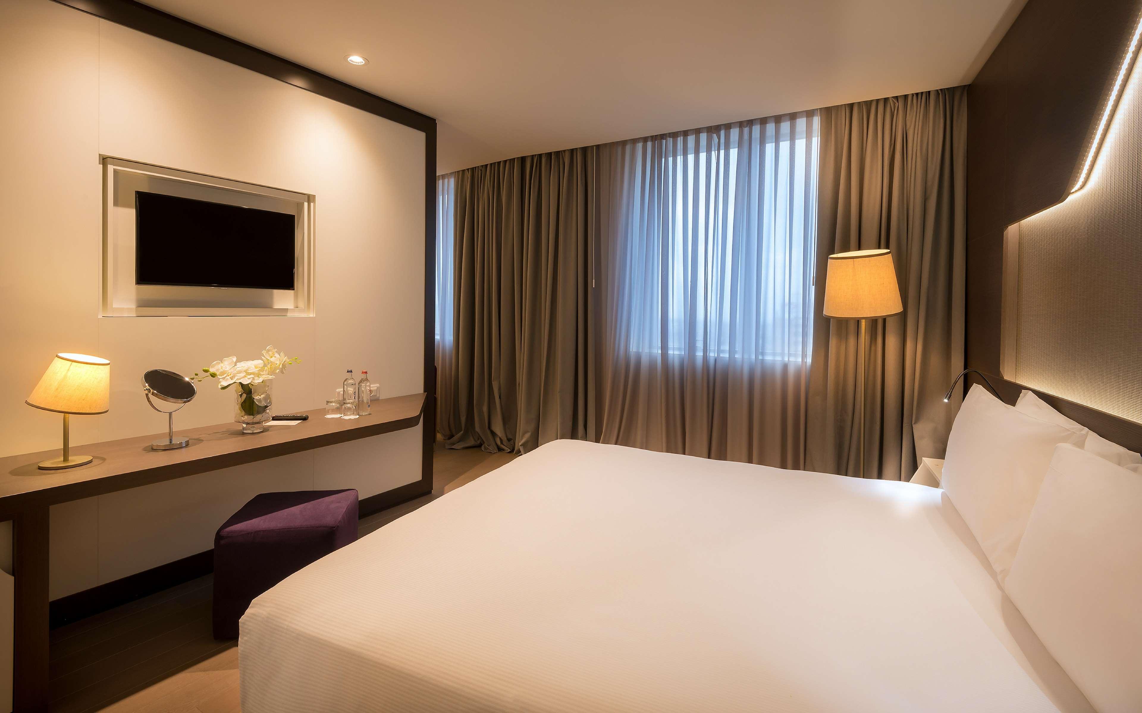 Doubletree By Hilton Yerevan City Centre Ngoại thất bức ảnh